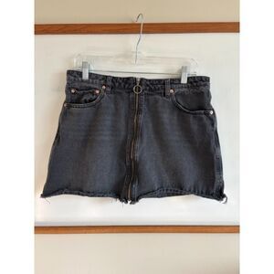 We The Free (Free People) Black Denim Zip-Front Mini Skirt, Size 31